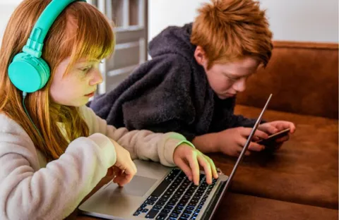 Sikker surfing – dette kan du gjøre selv Trygg-pa-nett-768x591.jpg